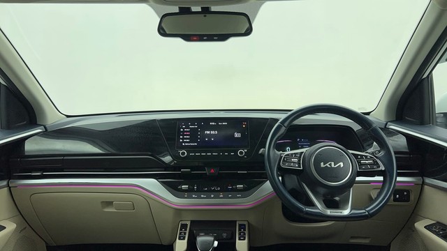 Second-hand 2022 Kia Carens Luxury Plus DCT 6 STR for sale in Chennai-11