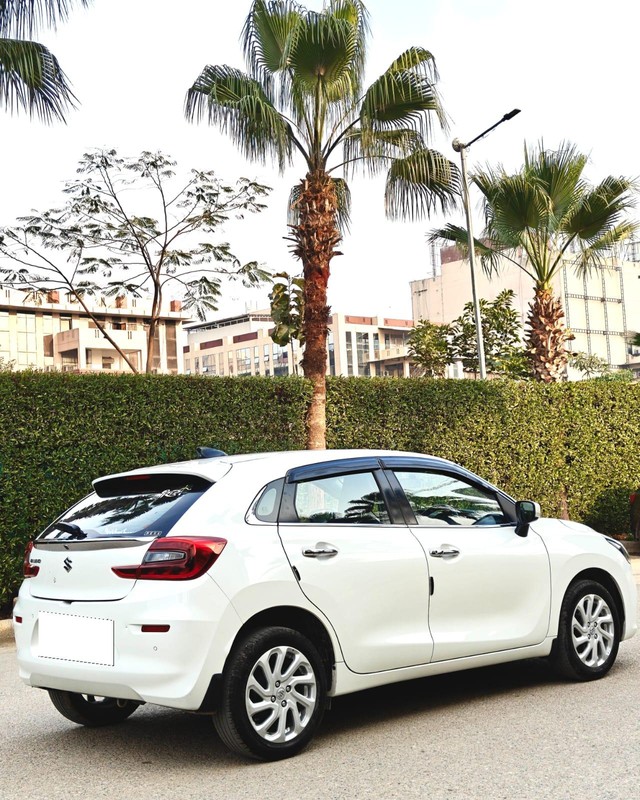 Second-hand 2023 Maruti Baleno Zeta CNG for sale in New Delhi-2