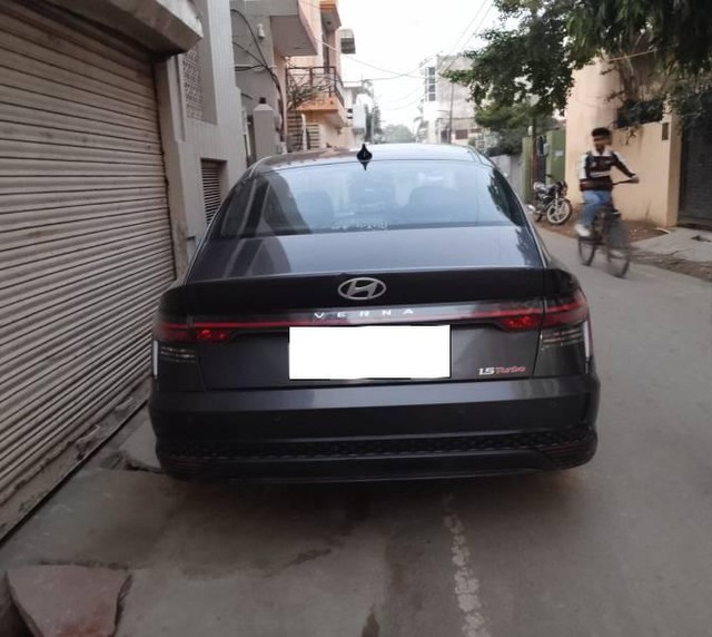 Second-hand 2023 Hyundai Verna SX Opt Turbo for sale in Etawah-1