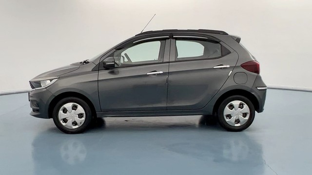 Second-hand 2020 Tata Tiago 1.2 Revotron XT for sale in Lucknow-6