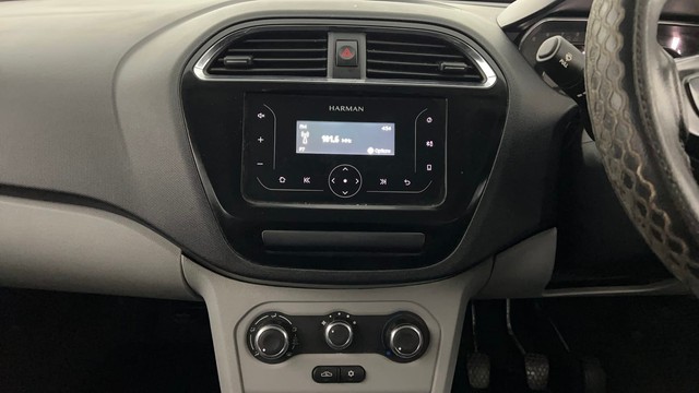 Second-hand 2020 Tata Tiago 1.2 Revotron XT for sale in Lucknow-34