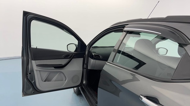 Second-hand 2020 Tata Tiago 1.2 Revotron XT for sale in Lucknow-24