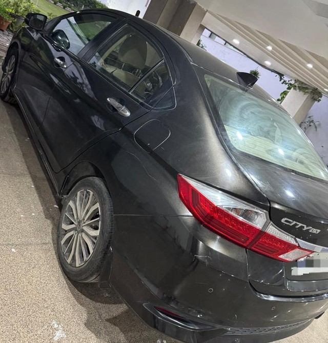 Second-hand 2019 Honda City i-VTEC CVT VX for sale in New Delhi-1