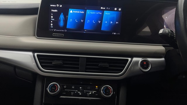 Second-hand 2022 Mahindra XUV700 AX7 Diesel AT Luxury Pack BSVI for sale in Chandigarh-36