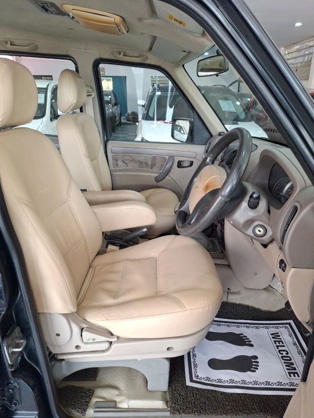 Second-hand 2011 Mahindra Scorpio 2.6 CRDe SLE for sale in Chennai-8