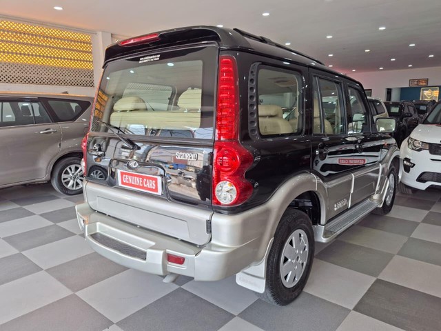Second-hand 2011 Mahindra Scorpio 2.6 CRDe SLE for sale in Chennai-4