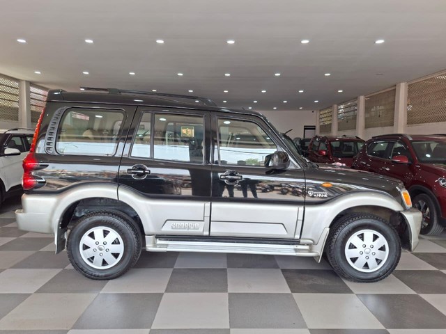 Second-hand 2011 Mahindra Scorpio 2.6 CRDe SLE for sale in Chennai-1