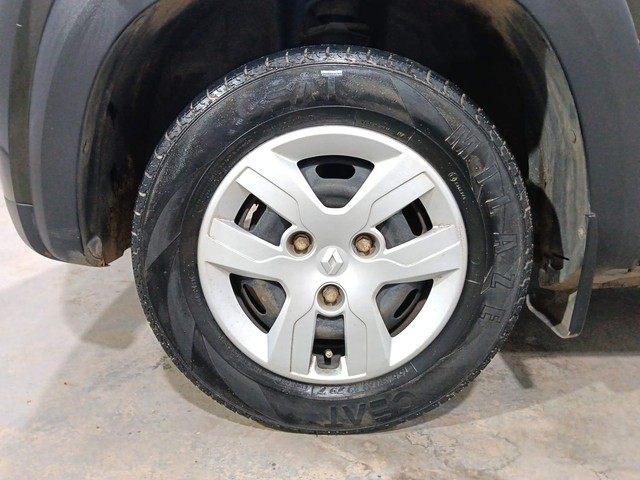 Second-hand 2016 Renault KWID RXT for sale in Kochi-20