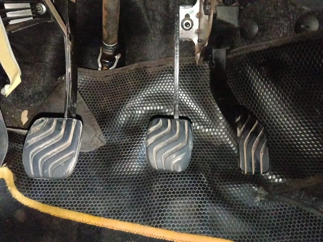 Second-hand 2016 Renault KWID RXT for sale in Kochi-14