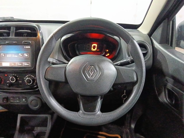 Second-hand 2016 Renault KWID RXT for sale in Kochi-26