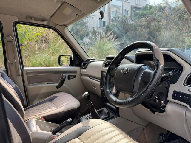 Second-hand 2017 Mahindra Scorpio Intelli Hybrid S6 Plus for sale in Hyderabad-11