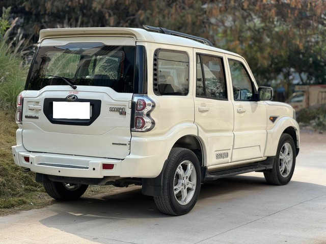 Second-hand 2017 Mahindra Scorpio Intelli Hybrid S6 Plus for sale in Hyderabad-8