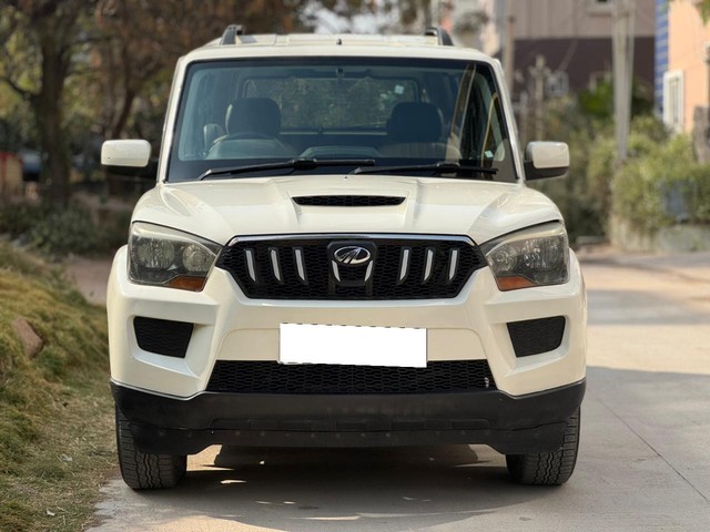 Second-hand 2017 Mahindra Scorpio Intelli Hybrid S6 Plus for sale in Hyderabad-5