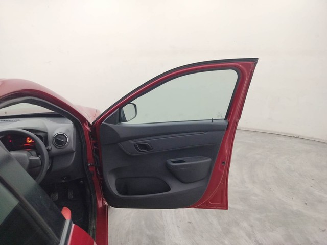 Second-hand 2016 Renault KWID 1.0 RXT Opt for sale in Coimbatore-16