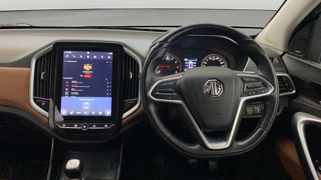 Second-hand 2021 MG Hector Plus Select Diesel MT 7 STR for sale in Gurgaon-12