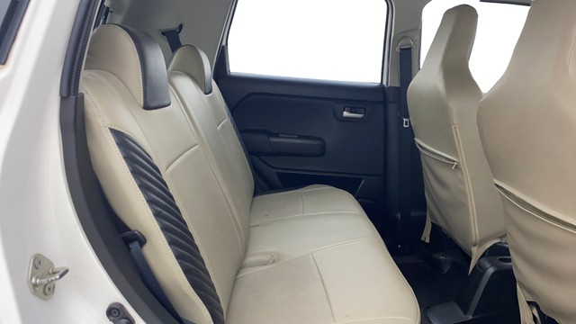 Second-hand 2019 Maruti Wagon R VXI 1.2 for sale in Ahmedabad-16