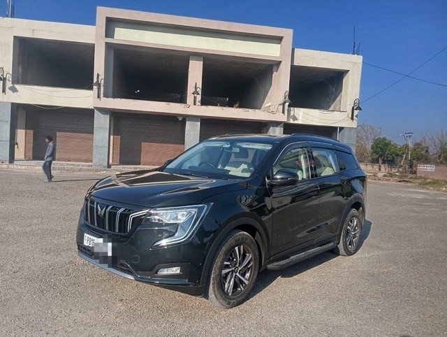 Second-hand 2024 Mahindra XUV700 AX5 7 Str Diesel for sale in Ludhiana-6