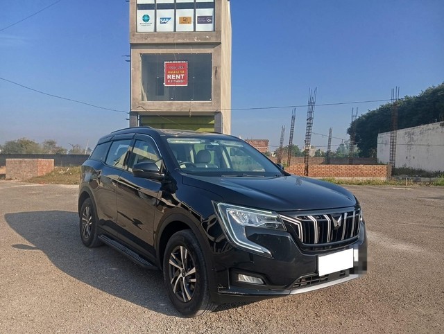 Second-hand 2024 Mahindra XUV700 AX5 7 Str Diesel for sale in Ludhiana-8