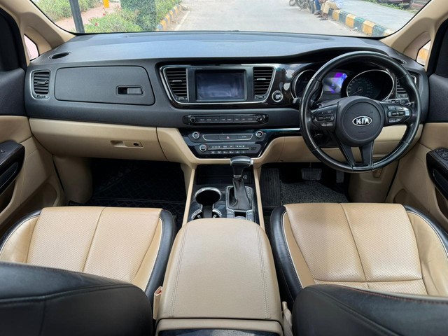Second-hand 2020 Kia Carnival Limousine for sale in Hyderabad-6