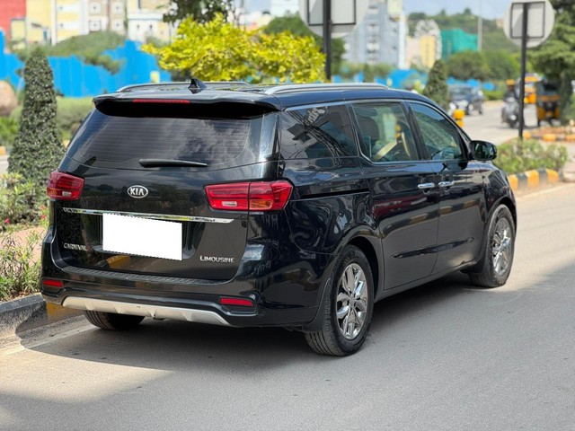 Second-hand 2020 Kia Carnival Limousine for sale in Hyderabad-7
