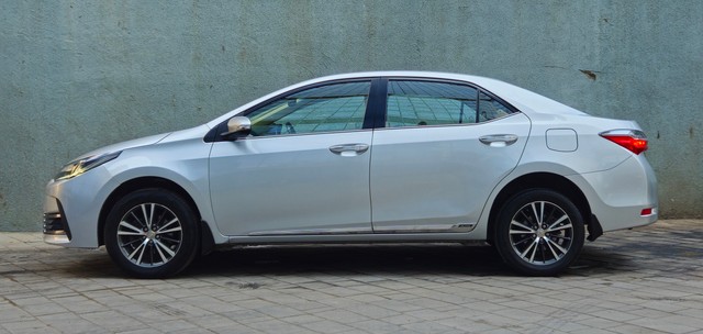 Toyota Corolla Altis 1.8 VL CVT Second-hand 2019 Toyota Corolla Altis 1.8 VL CVT for sale in Mumbai-3