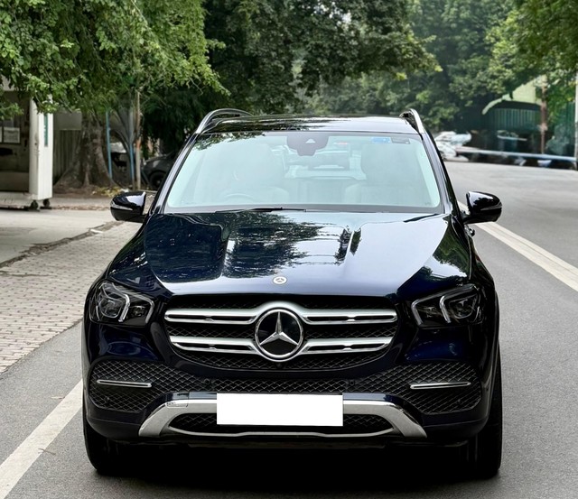 Second-hand 2022 Mercedes-Benz GLE 450 BSVI for sale in New Delhi-4