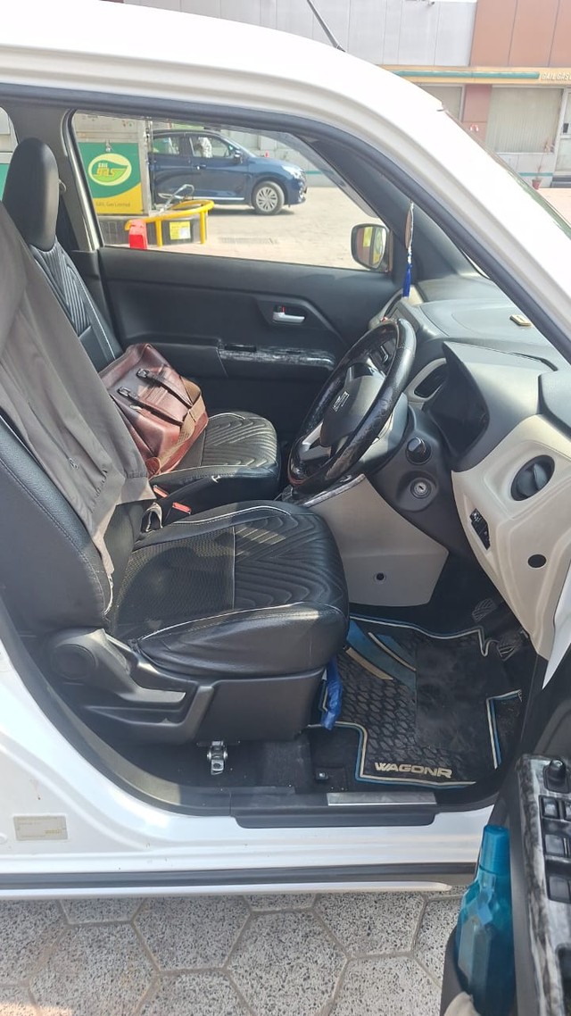 Second-hand 2021 Maruti Wagon R VXI for sale in Indore-2