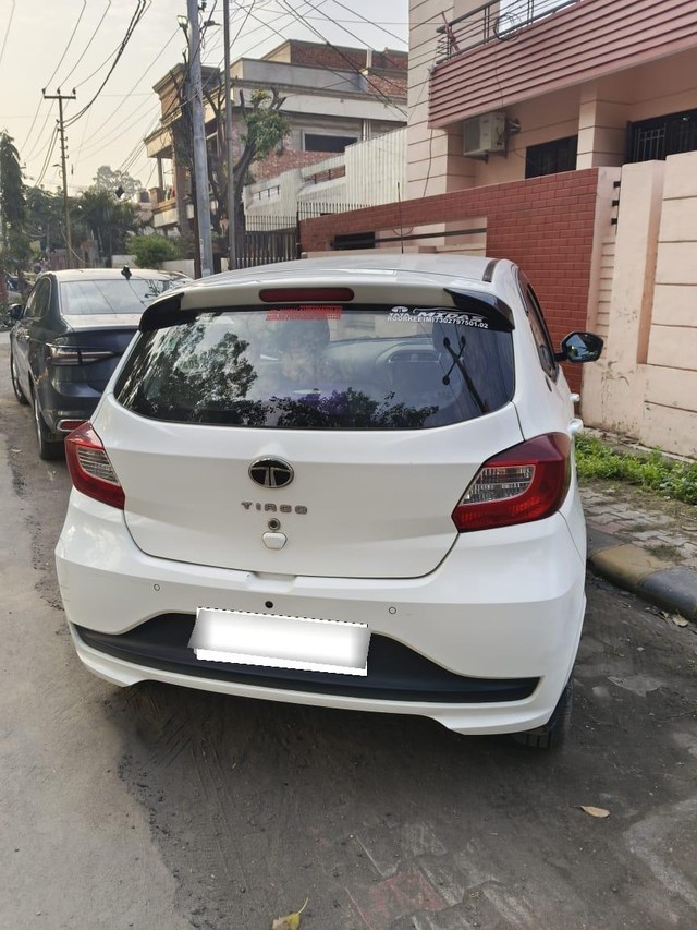 Second-hand 2024 Tata Tiago XT for sale in Roorkee-2
