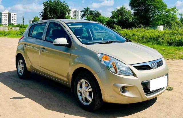 Second-hand 2011 Hyundai i20 1.2 Sportz for sale in Vadodara-6