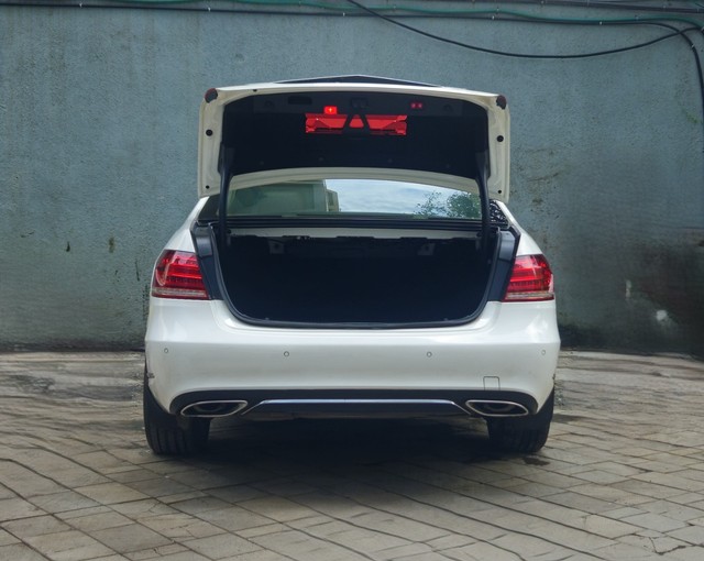 Second-hand 2017 Mercedes-Benz E-Class E350 CDI Avantgrade for sale in Mumbai-17