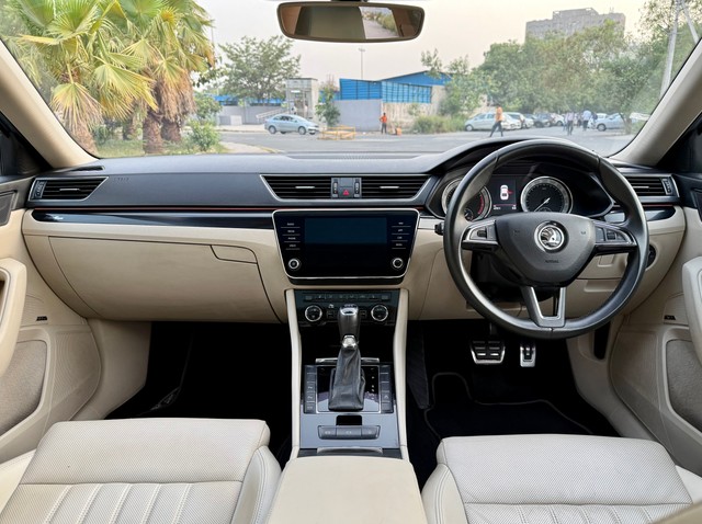 Skoda Superb LK 1.8 TSI AT Second-hand 2019 Skoda Superb LK 1.8 TSI AT for sale in New Delhi-17