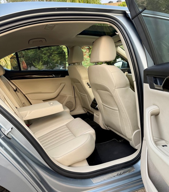 Skoda Superb LK 1.8 TSI AT Second-hand 2019 Skoda Superb LK 1.8 TSI AT for sale in New Delhi-13