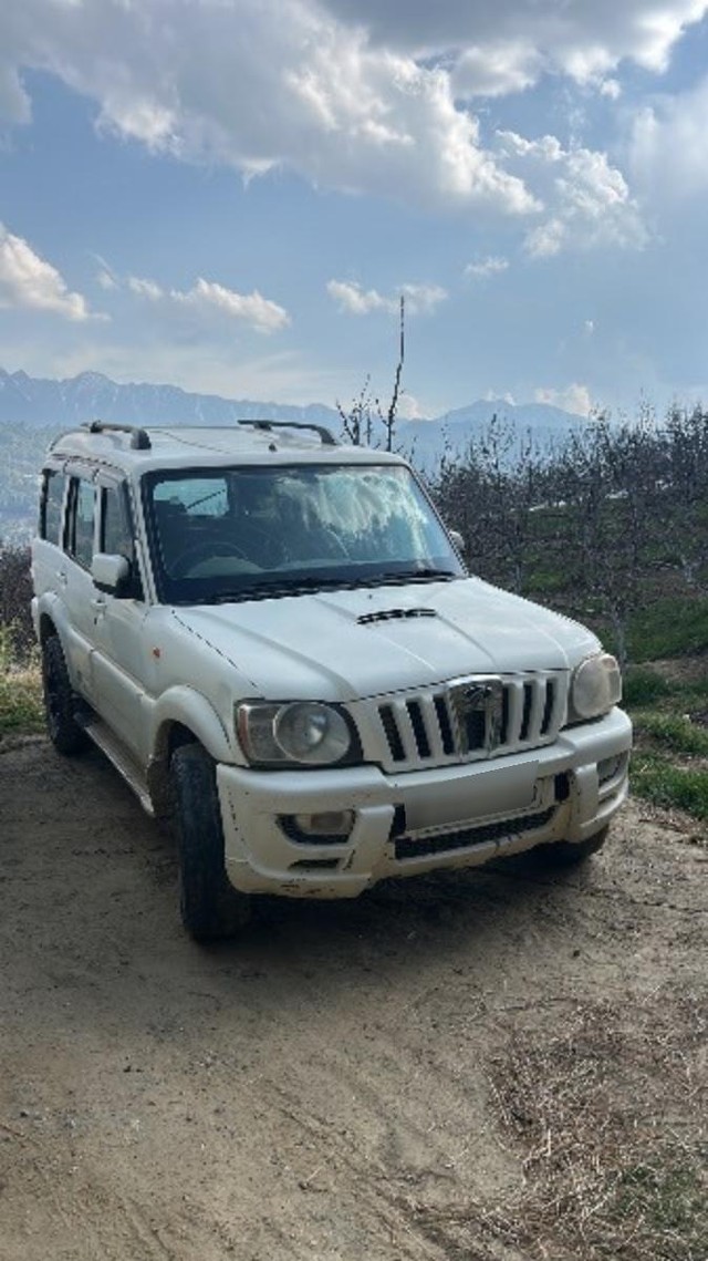 Second-hand 2009 Mahindra Scorpio SLE BSIII for sale in Shimla-2