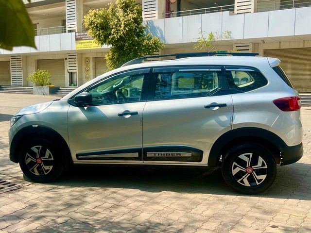 Second-hand 2020 Renault Triber RXE BSIV for sale in Ahmedabad-5