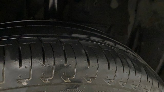 Second-hand 2015 Toyota Etios Liva G for sale in New Delhi-28