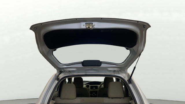 Second-hand 2015 Toyota Etios Liva G for sale in New Delhi-20