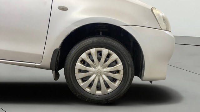 Second-hand 2015 Toyota Etios Liva G for sale in New Delhi-23