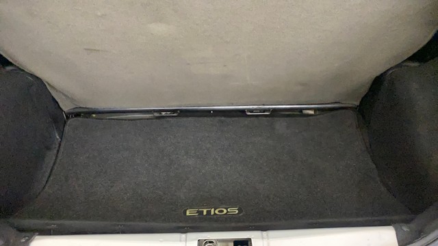 Second-hand 2015 Toyota Etios Liva G for sale in New Delhi-19