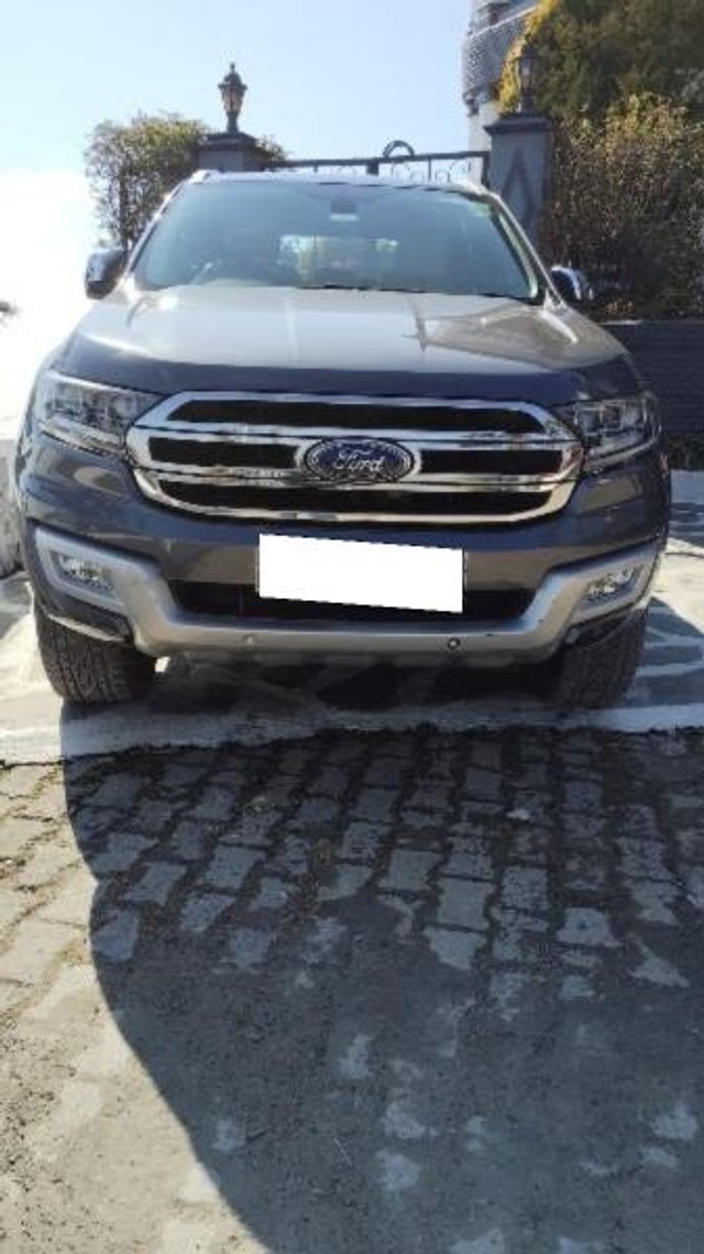 Second-hand 2017 Ford Endeavour 3.2 Titanium AT 4X4 for sale in New Delhi-1