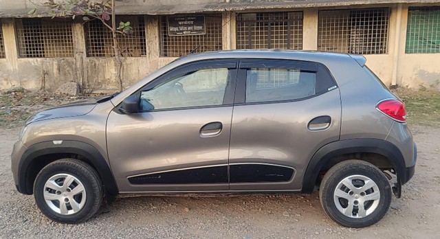 Second-hand 2017 Renault KWID 1.0 RXT Optional for sale in Kota-3