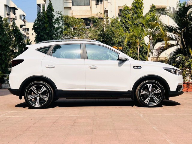 Second-hand 2020 MG ZS EV Exclusive for sale in Mumbai-1