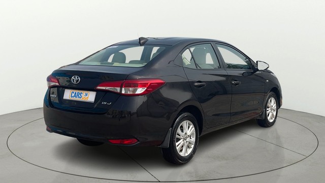 Second-hand 2019 Toyota Yaris J CVT for sale in Coimbatore-13