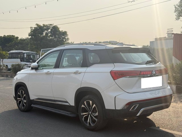Second-hand 2024 MG Hector BlackStorm CVT 2024-2025 for sale in New Delhi-4