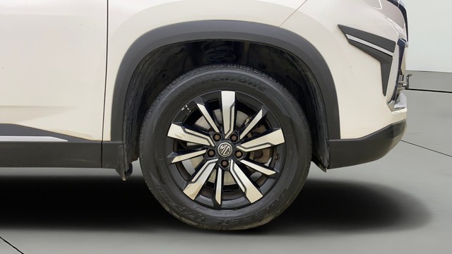 Second-hand 2019 MG Hector Sharp DCT for sale in Mumbai-24