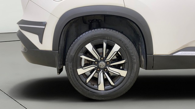 Second-hand 2019 MG Hector Sharp DCT for sale in Mumbai-25