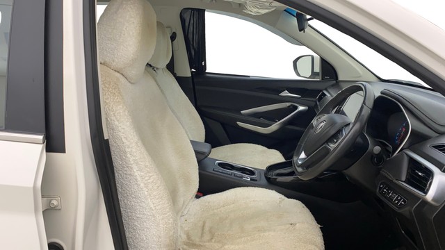 Second-hand 2019 MG Hector Sharp DCT for sale in Mumbai-15