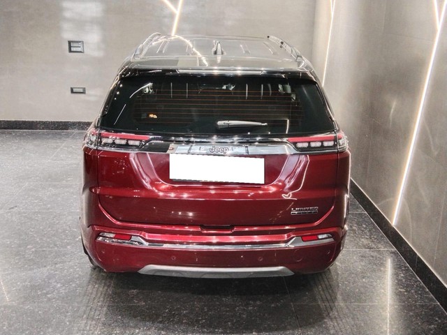 Second-hand 2023 Jeep Meridian Limited Plus AT for sale in New Delhi-3