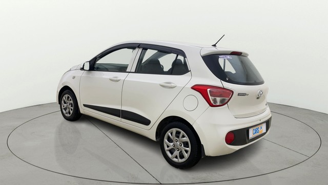 Second-hand 2017 Hyundai Grand i10 1.2 Kappa Magna BSIV for sale in Ahmedabad-4