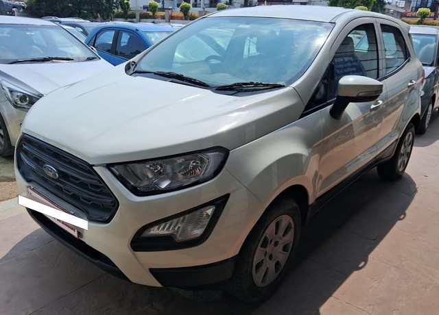 Second-hand 2018 Ford Ecosport 1.5 Diesel Ambiente BSIV for sale in Lucknow-2