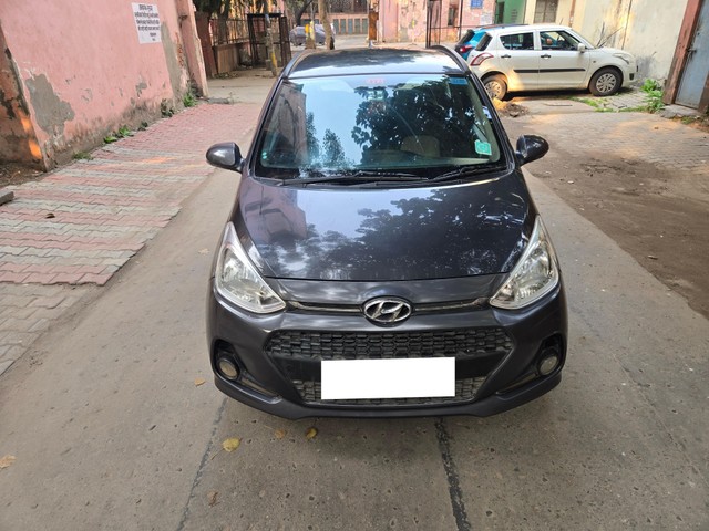 Second-hand 2019 Hyundai Grand i10 1.2 Kappa Sportz BSIV for sale in New Delhi-4